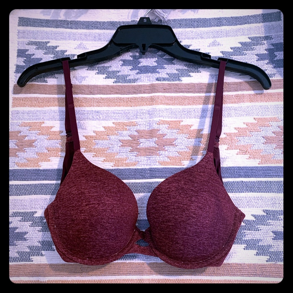 Victoria’s Secret T-shirt Bra